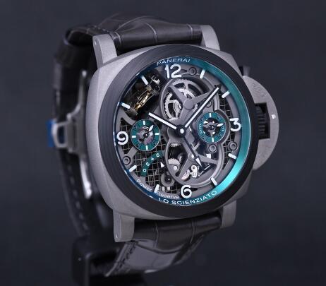 The skeleton dial makes the Panerai Luminor fake more technological.