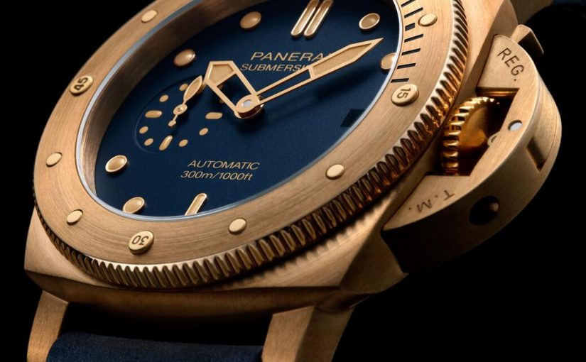 Online fake watches ensure the best charm with blue color and bronze material.